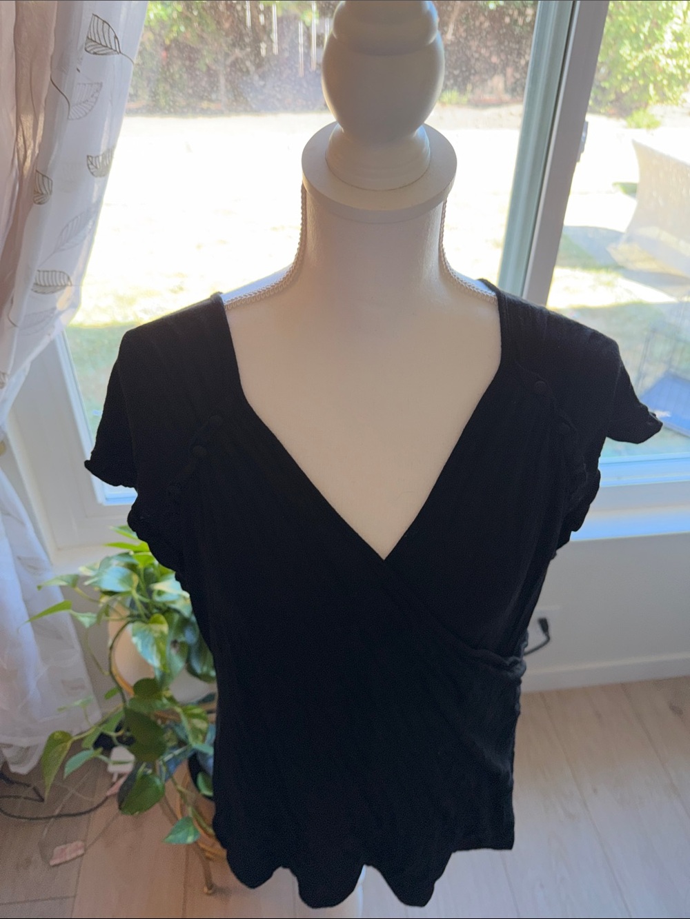 torrid Black Short Sleeve V-Neck Wrap Top
